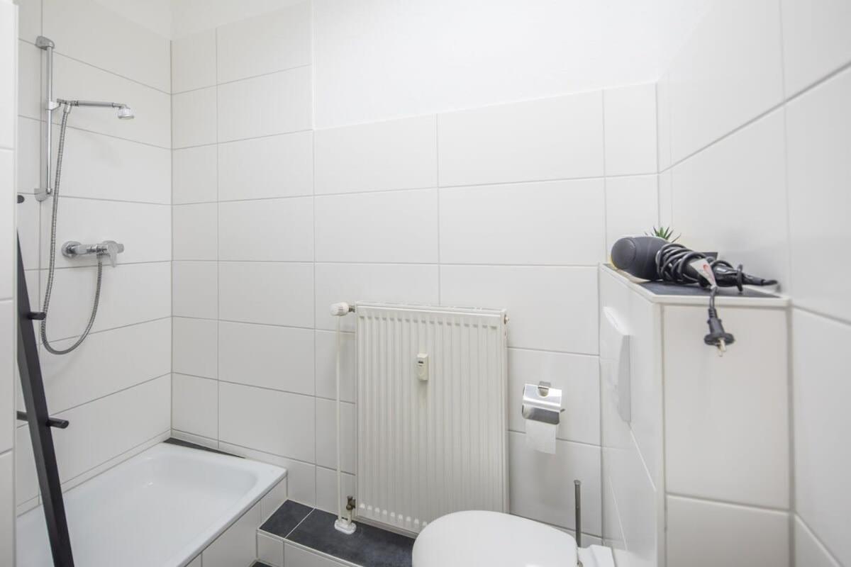 Spacious 2 Bedroom Apartment 汉堡 外观 照片